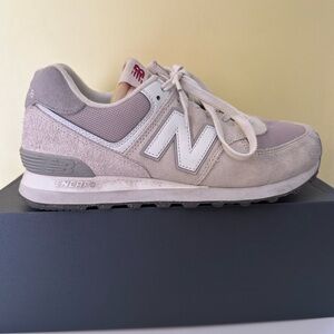 New Balance Women's Gray Sneakers